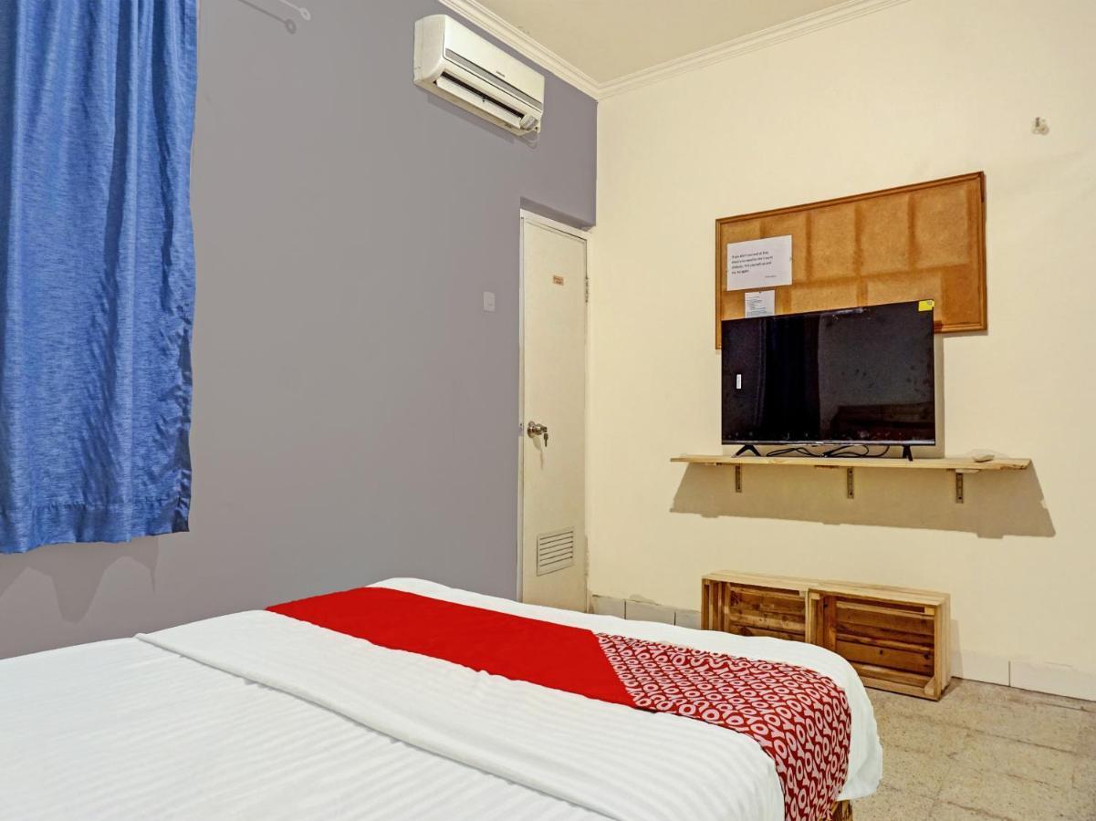 Oyo 91658 Luci'S House Hotel Jakarta Exterior photo