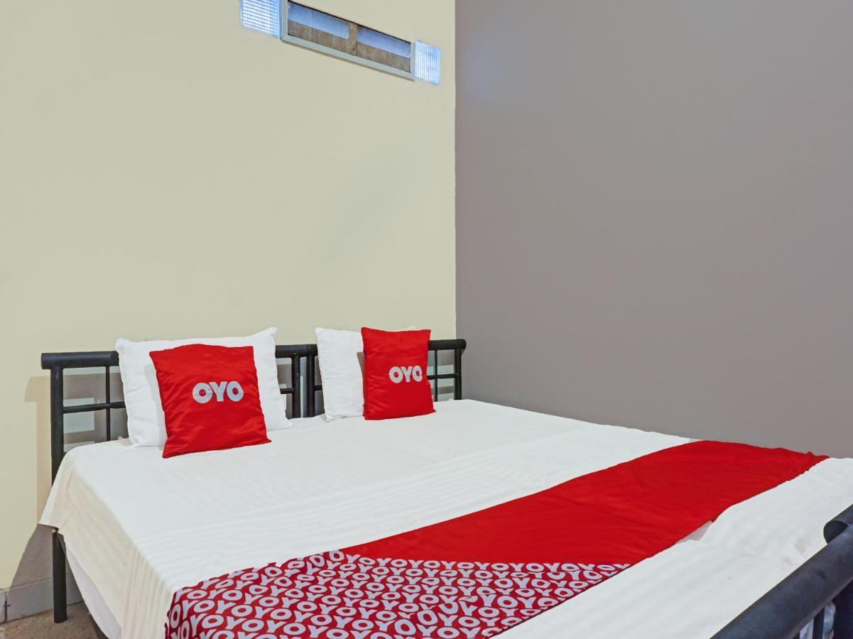 Oyo 91658 Luci'S House Hotel Jakarta Exterior photo